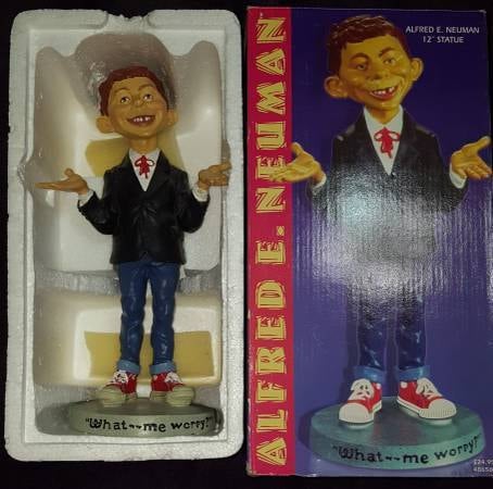 MAD Magazine Alfred E Neuman Statue | Kooky Kollectibles